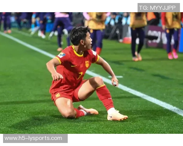 武汉女足主帅谈留洋重要性并指出中国女足进步缓慢需做好应对措施