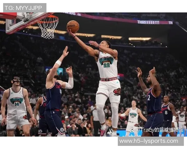 小卡状态回暖全场最高得分24分并贡献8篮板4助攻1抢断1盖帽